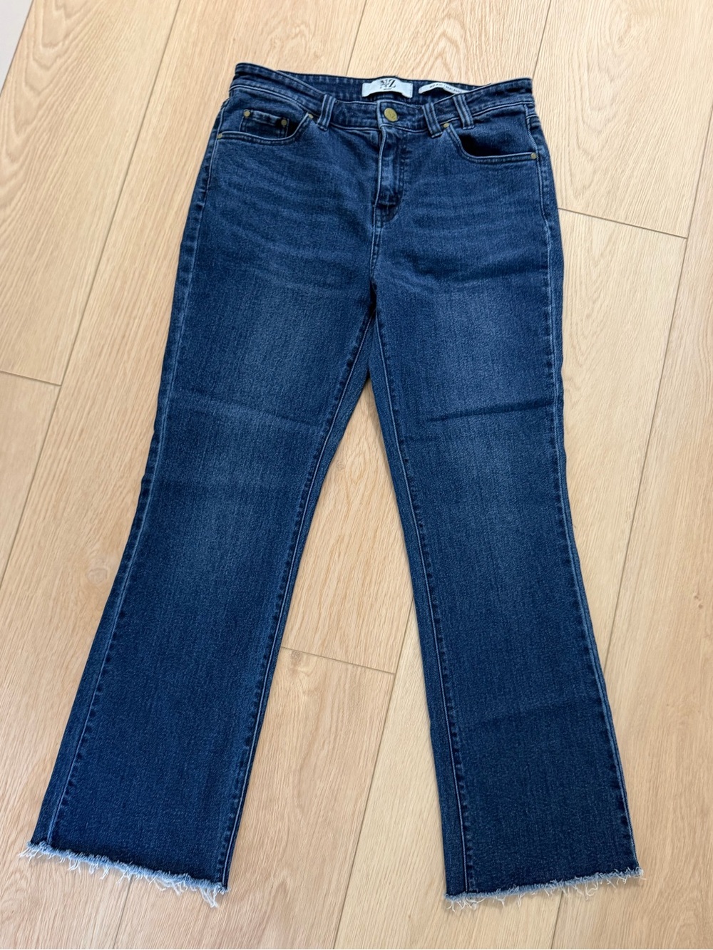 NIC+ZOE Dark Blue Wide-Leg Jeans with Frayed Hem Mid Rise Demi Boot